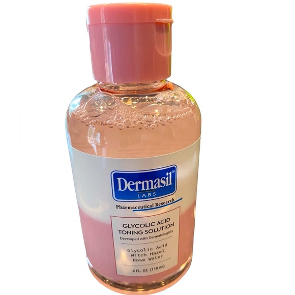 Dermasil AHA Glycolic Acid Toning Solution Exfoliating Toner NEW - Picture 1 of 4